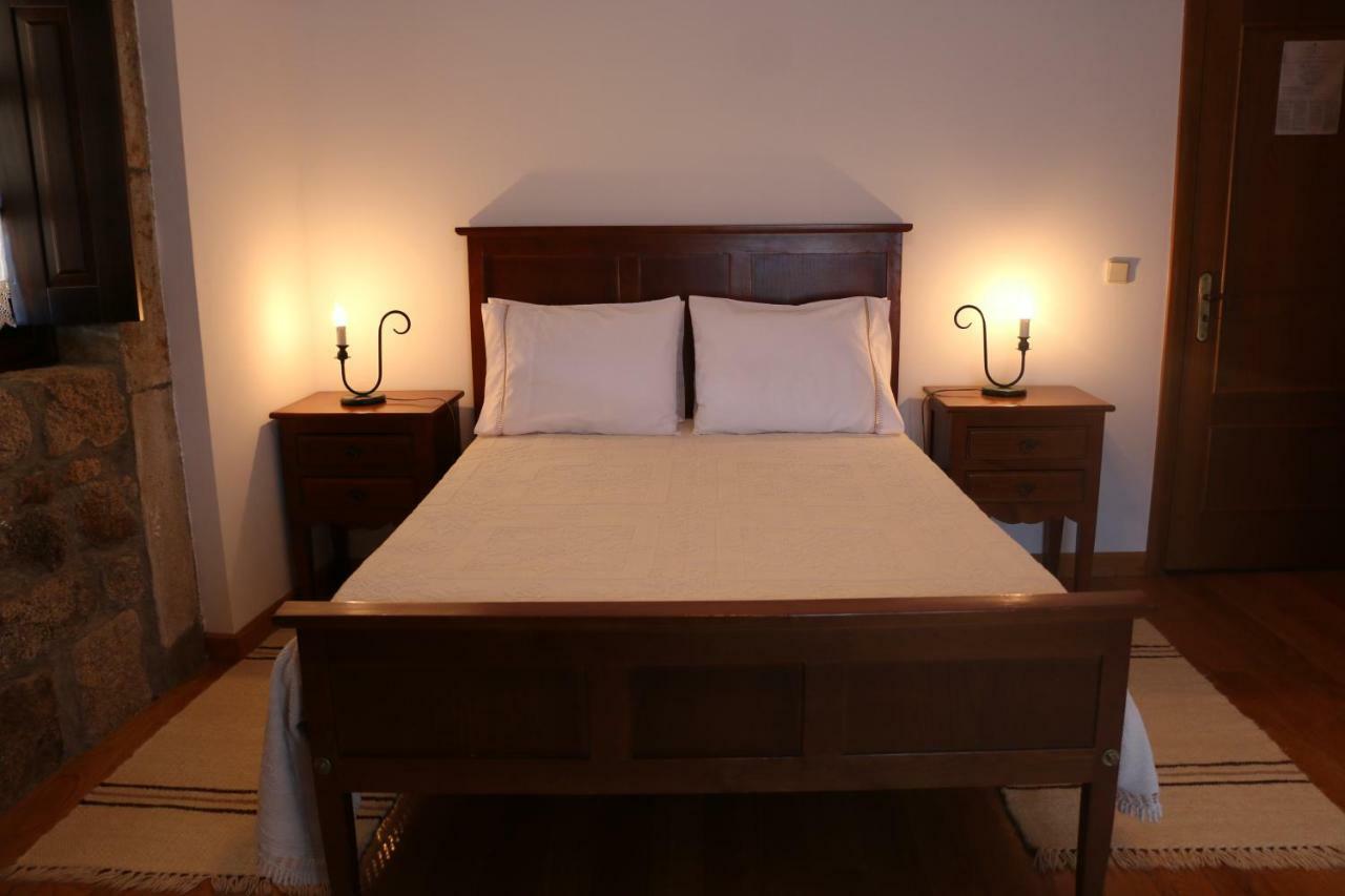 Casa Dona Urraca Hotel Vilarinho da Castanheira Екстериор снимка