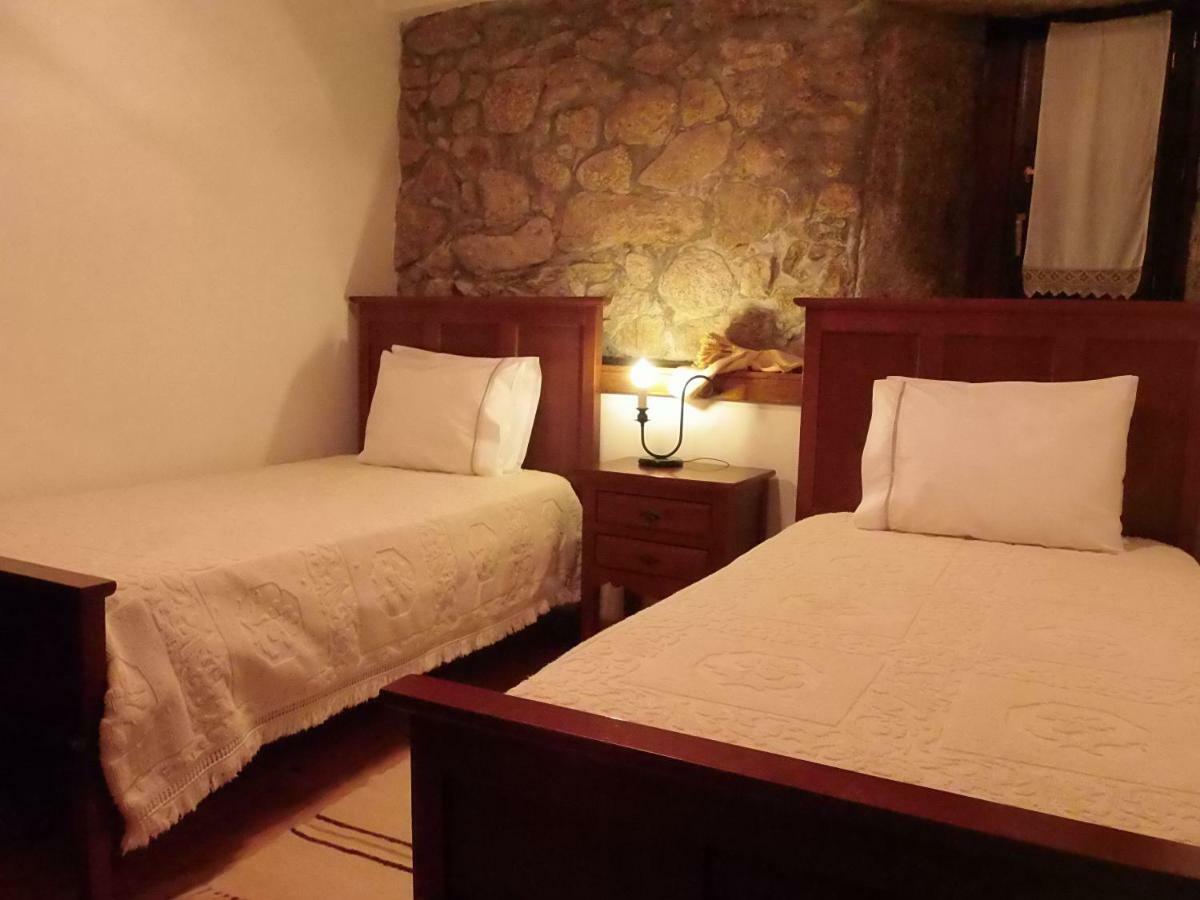 Casa Dona Urraca Hotel Vilarinho da Castanheira Екстериор снимка